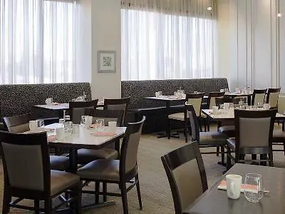 Delta Hotels By Marriott Edmonton South Conference Centre