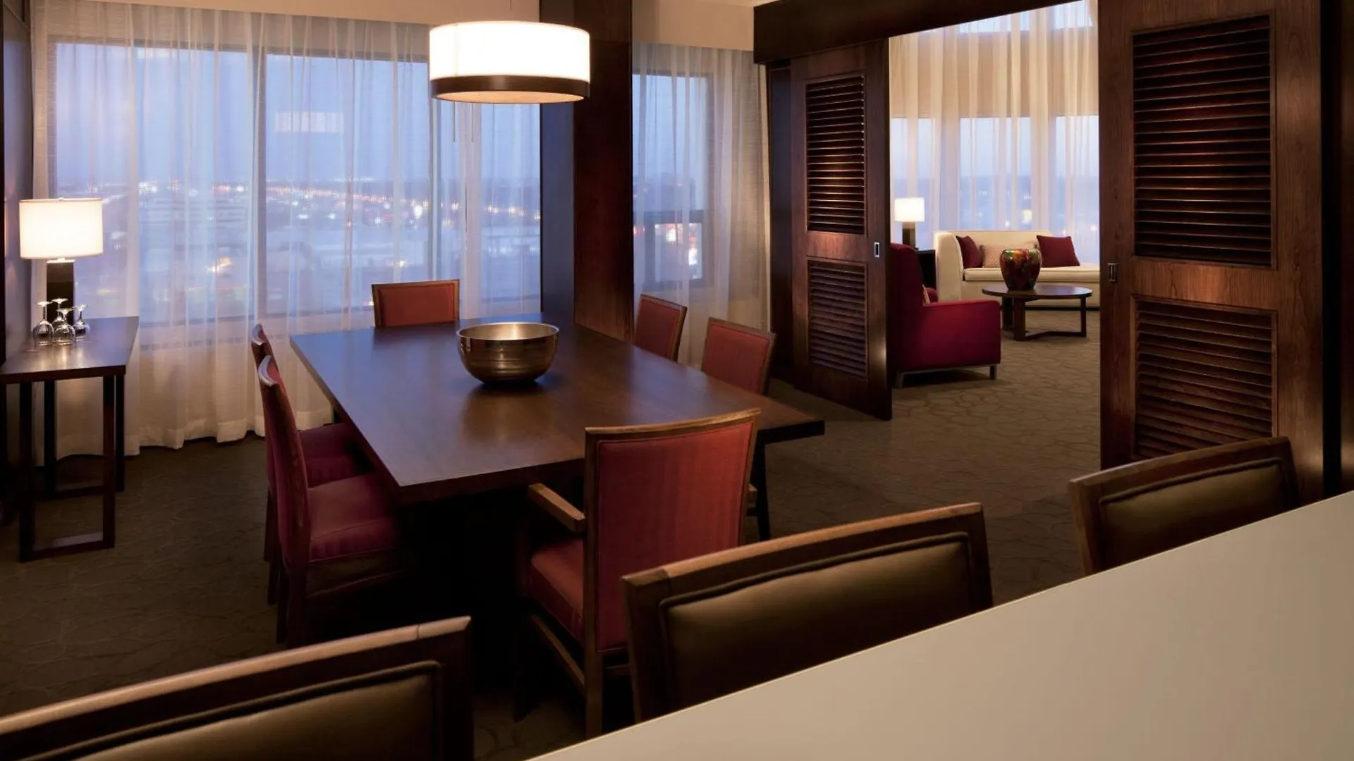 Delta Hotels By Marriott Edmonton South Conference Centre