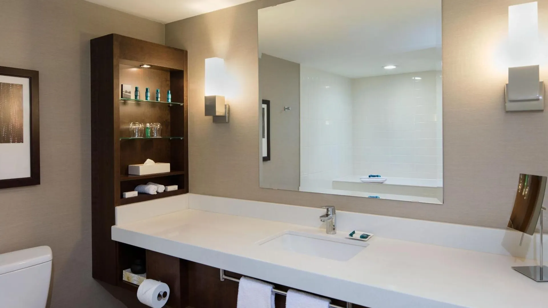 ****  Delta Hotels By Marriott Edmonton South Conference Centre Canada