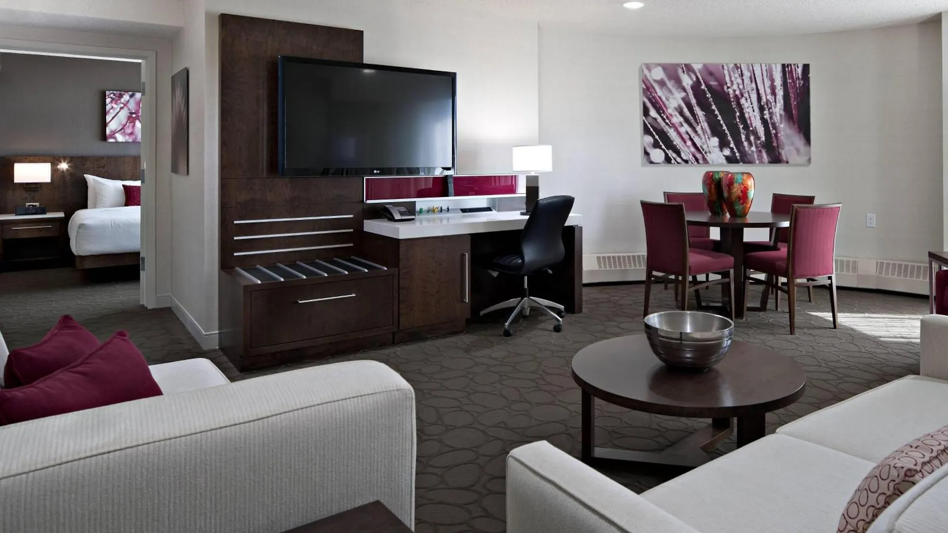 Delta Hotels By Marriott Edmonton South Conference Centre